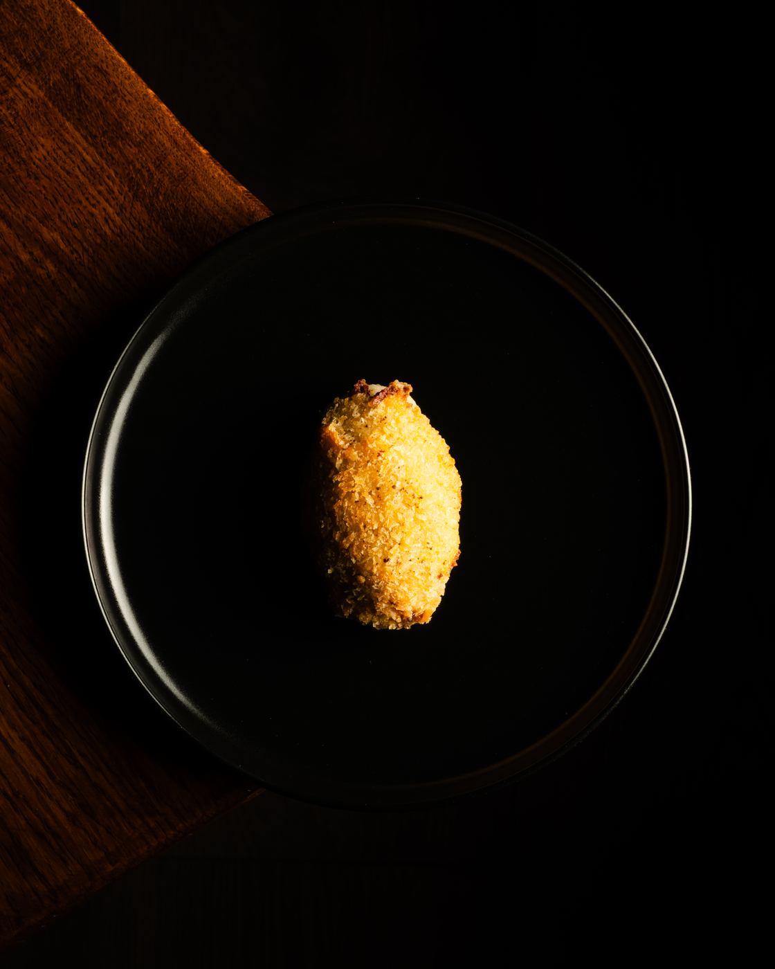 Croquetón de Cabrales o Chistorra de la carta de Vice Buns en Premià de Mar